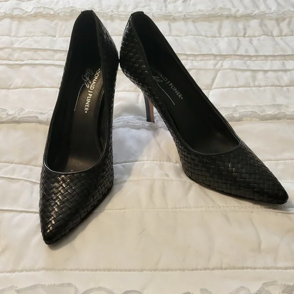 Donald Pliner Shoes Donald Pliner Black Heels Basket Weave